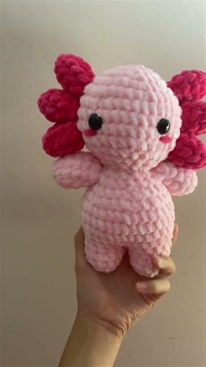Crochet axolotl 🥰