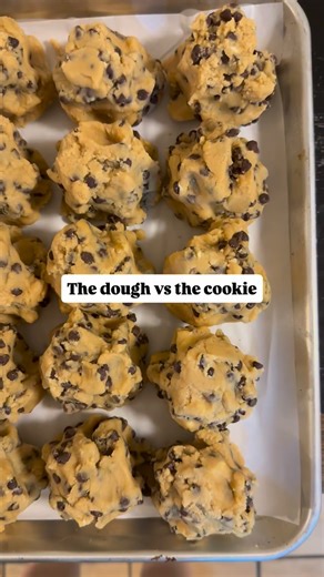 The dough vs the cookie & the RECIPE! Chunky cookies are made with a high flour to butter ratio, piled high dough & a chill factor. Looking for chunkier cookies? Try these next time you bake: ✨ More flour - but not too much! You don’t want too much gluten or your cookies won’t spread. We do 3:1 ✨ Start with cold, cubed butter ✨ Chill or freeze your dough ✨ Bake at a higher temperature so your butter has less time to melt before the cookie fully bakes Follow me for more tips! #yum #tips #tipsandt