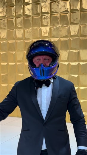 𝐖𝐨𝐫𝐥𝐝𝐬 𝐅𝐈𝐑𝐒𝐓 𝐒𝐮𝐩𝐞𝐫𝐐𝐮𝐚𝐝 𝗩𝟭𝟬 𝐏𝐫𝐨𝐭𝐨𝐭𝐲𝐩𝐞 𝐢𝐧 𝐟𝐮𝐥𝐥 𝐂𝐚𝐫𝐛𝐨𝐧 #4k #cars #v10 | Hollmann