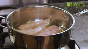 Combat Cooking Oil Splatters With Paper Towels and a Baking Sheet