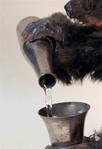The Magic Bottle: 130-Year-Old Drinking Bear Automaton
