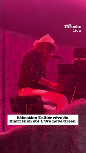 Sébastien Tellier a soufflé un vent d'été sur We Love Green avec le magnifique "Roche".