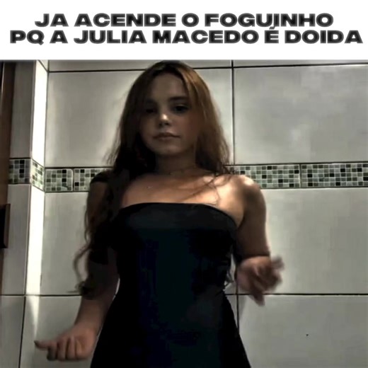A Júlia é Doida: Momentos Engraçados e Edições Divertidas
