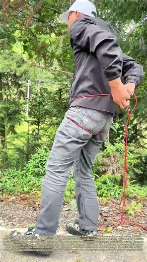Knotting for Safety: How Farmers Tie a Three-Point Escape Harness With Rope