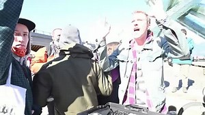 Anti-mandate, counter protesters face off in Vancouver