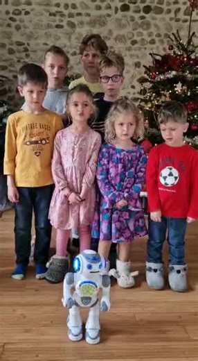 Powerman Max Go - Robot Dance Humor Compilation