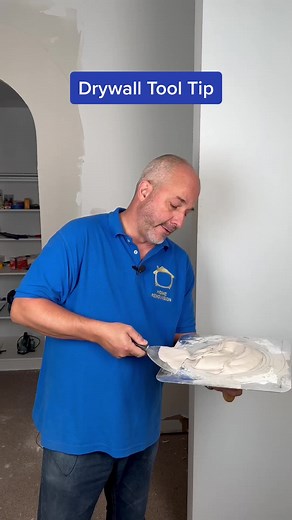 Do you know how to drywall your corners perfect every time? #homereno #homerenovisiondiy #drywall #drywallrepair #drywalltips #drywalltools