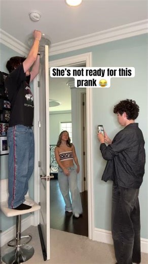 Why does the audio keep getting louder 😱