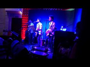 REO Brothers - ALL I HAVE TO DO IS DREAM - Phil Everly & Cliff Richard Cover