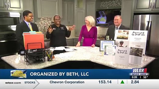 A decluttered desk helps you to declutter your mind. Liz Smith with Organized by Beth, LLC joined us for National Clean Your Desk Day with tips on keeping your workspace tiny. Some of her tips may surprise you!!! #cleandesk #gmm #organizationtips | Jaimee Dorris