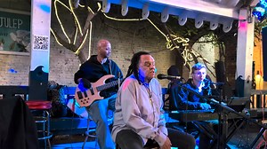 Codey Lee James Trio - Smoking Alone (Live at Marker20) | Codey Lee James