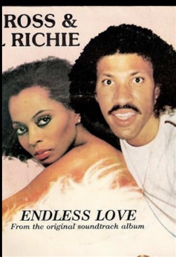 ⭐ Diana Ross & Lionel Richie – Endless Love (1981) Sorti en 1981, Endless Love est écrit et composé par Lionel Richie pour le film du même nom réalisé par Franco Zeffirelli. La chanson est interprétée en duo par Diana Ross et Lionel Richie, alors encore membre des Commodores, à la demande du producteur du film. Construit comme une ballade soul-pop épurée, le morceau met l’accent sur le dialogue vocal entre les deux interprètes, sans effets de production superflus. Le single rencontre un succès i
