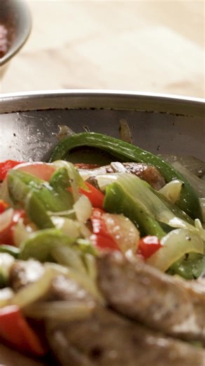Sausage and Peppers😍RECIPE: https://www.sipandfeast.com/sausage-and-peppers/ | Sip and Feast
