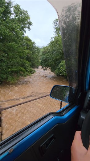 🤣 🤣 🤣 El #checkengine 😭🤣 #costarica #mud #offroad #todoterreno #4x4 #landscape #overlanding #vitara #tracker offroad | Soytonycr
