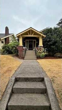 1 Bath Home for $800k | Portland, OR