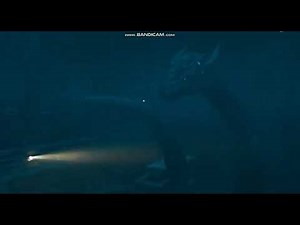 Monster Snake Wrapped girl ( 蛇缠住）