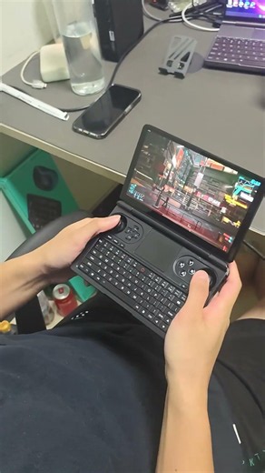 While Handheld laptop meet eGPU #minilaptop #gpdlaptop