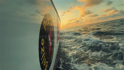 Think you’ve seen it all underwater? Belize says not yet. From the legendary Blue Hole to endless epic reefs and those unexpected surprises you never planned for… There’s something here for every diver. 🌊🐠 👉 What surprised YOU most on your Belize dive? #travelbelize #scubabelize #divebelize #paditv | Belize Pro Dive Center