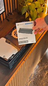 PS5 SLIM STORAGE UPGRADE 🔥 The biggest flaw on PlayStation consoles is the low internal storage. With games getting bigger every year, it ain’t enough to use just the internal storage. You’re gonna have to upgrade at some point especially if you just buy digital copies. I couldn’t even download WUKONG no more. But @corsair came through with their SSD STORAGE EXTENSION for the PS5. This thing has INSANE read/write speeds (Read Speed 7,100MB/s, Write Speed Up to 6,800MB/s). It’s super easy to ins