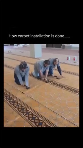 How Everything Works on Instagram: "Carpet installers use this technique to get a perfectly tight, wrinkle-free finish. After rolling the carpet into position, they use a knee-kicker—a padded tool they drive forward with their knee—to stretch the carpet across the floor. By applying their body weight and moving in sync, they create even tension that removes bubbles and slack. Once stretched, the carpet locks onto tack strips along the edges of the room, holding it firmly in place. It looks unusu