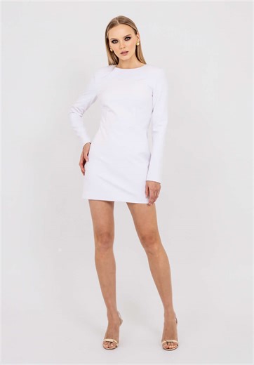 Most people blame the design. But the real reason is simpler. #womensfashion #timelessstyle #Leochèle