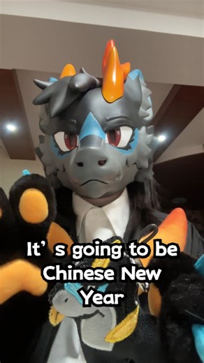 Wait...My dragon become a horse!🐎 #furry #mask #plush