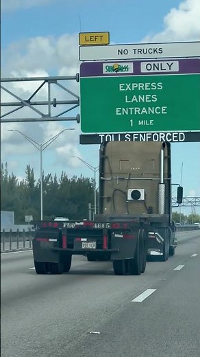 Awesome Sleeper Cab Big Rig Semi From Canada #trucking