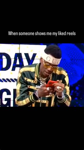 FunnyHoodVidz on Instagram: "Ai getting wild 😒 (via @everydaystruggleshow @iamakademiks) Soulja Boy (born DeAndre Cortez Way on July 28, 1990) is an American rapper, record producer, actor, and entrepreneur, often credited as a pioneer of internet-driven hip-hop success. Now 35 years old, he’s best known by aliases like Soulja Boy Tell ’Em (early career) and Big Draco. He’s widely recognized for revolutionizing how music spreads online—uploading tracks to platforms like MySpace and YouTube, whi