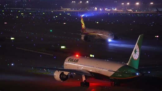 Airport Runway, Taxiway, Side Lighting Project Renderings #aviation #airport | Mia Z.