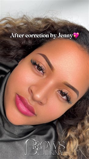 She said, “I’m picky. I don’t trust just anyone with my face anymore.” Then she found my page… and that was it. No hesitation. No second guessing. Just a message: “You’re the one.” She waited patiently through 4 months and 3 laser sessions. No rushing, just pure excitement to finally start fresh. And now, here she is, rocking the brows she’s been dreaming of. Worth every second of the wait.💖 𝐏𝐞𝐫𝐦𝐚𝐧𝐞𝐧𝐭 𝐌𝐚𝐤𝐞𝐮𝐩 - 𝐎𝐦𝐛𝐫𝐞 𝐏𝐨𝐰𝐝𝐞𝐫 𝐁𝐫𝐨𝐰𝐬 (𝐂𝐨𝐫𝐫𝐞𝐜𝐭𝐢𝐨𝐧) • Procedure: