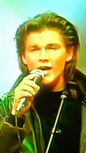 Call Your Name, grande sucesso da banda A-ha. #anos80