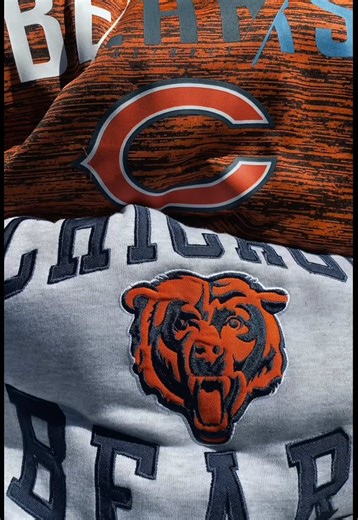 Bears fans, this one’s for you! 🐻 Who’s ready for the big game this weekend? Score Bears gear at Swap-O-Rama! Great options, low prices, and open all weekend indoors & outdoors!! See you at the flea!! 🏈🏉🏟️#fleamarket