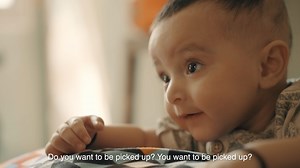 136K views · 74K reactions | بچوں کی زیادہ تر ذہنی نشوونما ان کی زندگی کے پہلے 2 سال کے دوران ہوتی ہے۔ 6 ماہ کی عمر تک اپنے بچوں کو اٹھاتے وقت ان کے سر کو سہارا ضرور دیں۔ آپ کے بچے زندگی میں کامیاب ہوں گے جب آپ بچپن سے کریں گے ان کی پرورش ہر قدم۔ #ParwarishHarQadam #ParentinginPakistan #ECDPakistan | UNICEF Pakistan | Facebook