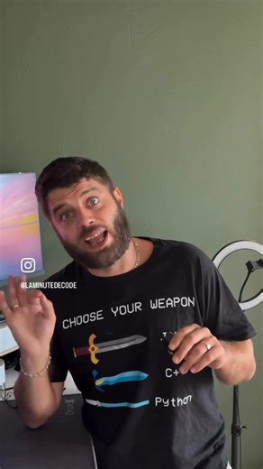 On va parler des CTO… ces créatures mythologiques de la tech. Toujours des visions, jamais de bugs, mais des directives impossibles à suivre. Entre buzzwords, MVP sur leur mariage et enfants, et roadmaps qui durent 4 ans pour un bouton rouge, découvrez le monde absurde des CTO comme vous ne l’avez jamais vu. #développementweb #coding #apprendreacoder #humour | La Minute De Code