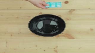 FloraLife Official on Instagram: "💘 Simplify your Valentine’s Day flower prep with our easiest floral care tip yet: FloraLife® Express 200 eZ Dose®! This microperforated packet contains FloraLife® Express 200 - just drop it into a clean bucket of water and you’re done. The bright packet makes it easy to spot which buckets are already treated, helping you work faster during the holiday rush. 💕 Learn more on FloraLife.com 💕 NA shop: shop.FloraLife.com #FloraLifeExpertsInFlowerCare *color may de