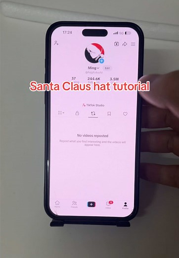 Santa Claus Hat Tutorial 2025: Create the Perfect PFP