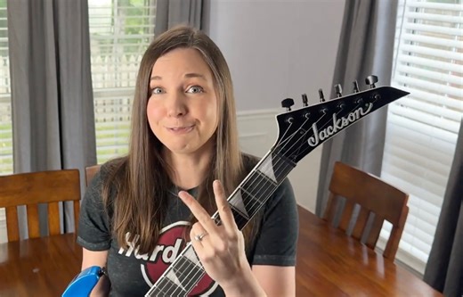 Jackson Guitar：Series Dinky Arch Top JS22 DKA