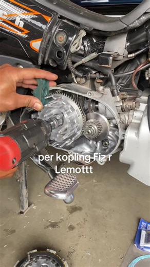 Ganti Per Kopling Fiz R dengan Mudah dan Efektif