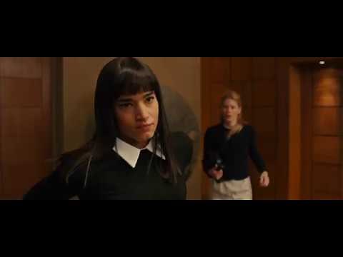 Kingsman: The Secret Service - Gazelle eliminates the bodyguards