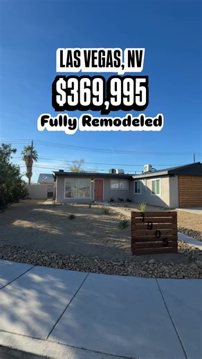 A solid single-story opportunity in a central Las Vegas location 🏡🔥 ⭐ 4 Bedrooms ⭐ 2 Bathrooms ⭐ Single-story layout ⭐ Spacious lot ⭐ NO HOA Great option for buyers looking for space and flexibility 👀 Comment “WALKER” for incentives, details, and private showing info 📲 Follow @RealtyJuan for more Las Vegas house tours #LasVegasRealEstate #HouseTour #NoHOA #VegasHomes