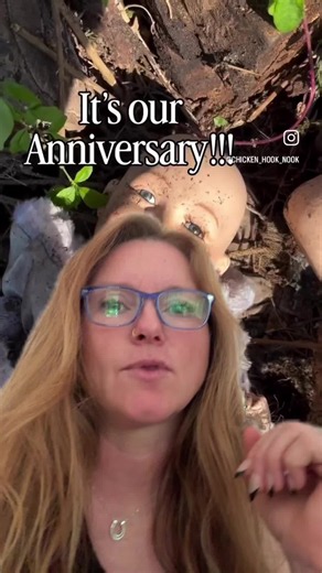 #greenscreenvideo no way on God’s green earth I’m having anything to do with this 🤣🤣🤣 #ToTheComments #commentsection #creepy #dolls @chicken_hook_nook