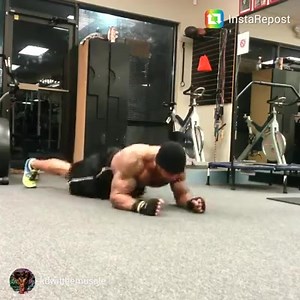 213K views · 5.4K reactions | Somebody needs to tell me what is this guy doing! Musclemania® Pro Kevin Wilson explains, "I'm flying into MM Universe to take the crown. So let my competition know, The Flying Bodybuilder will be the new face for MM. I guarantee that." At 5'10", 205 lbs., the Georgia personal trainer has only been competing for less than a year and won all of his amateur shows before turning MM Pro. Follow Kd Trainer - Visit www.musclemania.com | Musclemania | Facebook