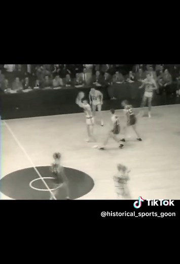 Flashback to 1958, when The St. Louis Hawks played The Boston Celtics in Game 6 of The NBA Finals. The Hawks would go on to win the game 110-109 and take the series 4 games to 2. Don't forget to follow Historical Sports Goon for more retro sports-related content #nba #basketball #NBAFinals #fyp