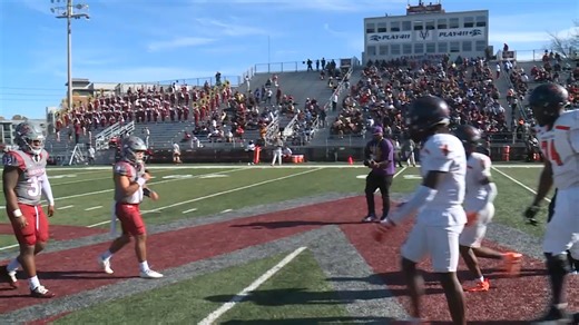 Curtis Allen rushed for 151 yards and two TD's to become Virginia Union's (@vuu_fb) single season rushing record holder with 2098 yards and counting as they defeated #VSU (@vsutrojansfootball) 14-3 and play for a 3rd straight @ciaasports Title! #CurtisAllen @aptheballcoach @vuusports @vsusports1882 | Sean Robertson