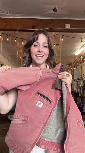 Sometimes you just have to ask! One from the drafts explaining how I got my epic pink carhartt!! #carhartt #offtheback #jacket #detroit #pink