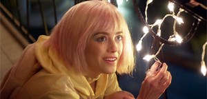 Madison Lawlor in Queer Pixie Artist Dramedy 'Daddy Issues' Trailer | FirstShowing.net