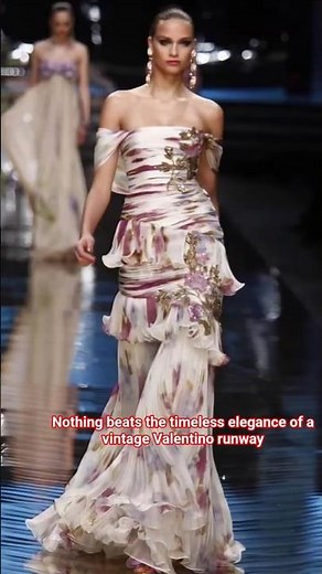 Nothing beats the timeless elegance of a vintage Valentino ss 2008 runway #valentino
