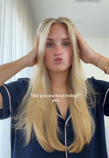 Curly Hair Workout: Styling Tips for Slick Back Looks