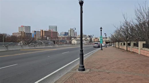 Walking alongside route 18 🚶‍♀️🚗🌟 #ScenicViews #newbrunswicknj #walkingtour #urbanexploration #beautifulscenery #boydpark #Route18 | New Brunswick