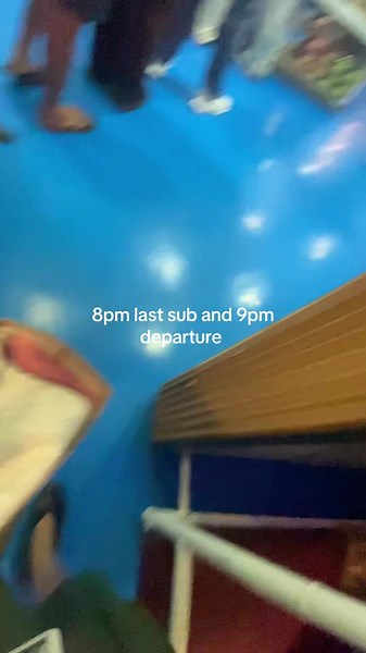 Roble Shipping Announcement: Departure at 9 PM